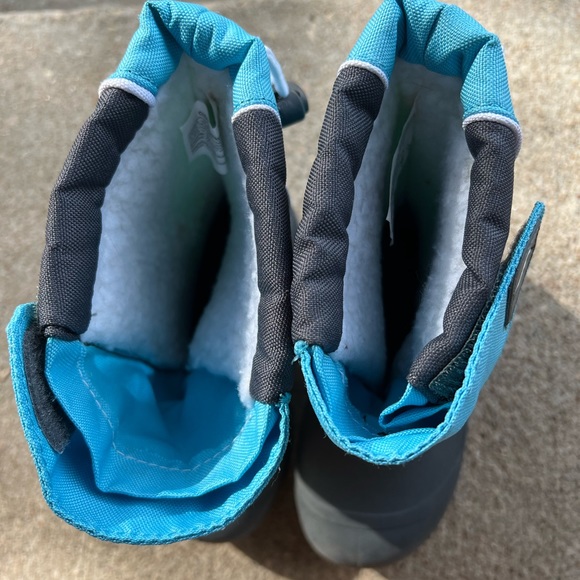 Tundra Snow Boots - Picture 7 of 9